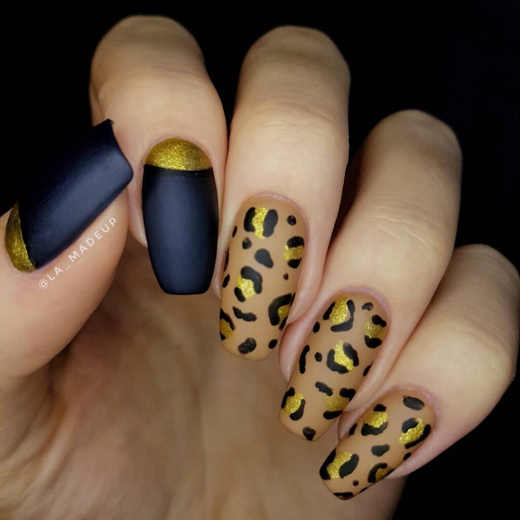 Matte leopard print