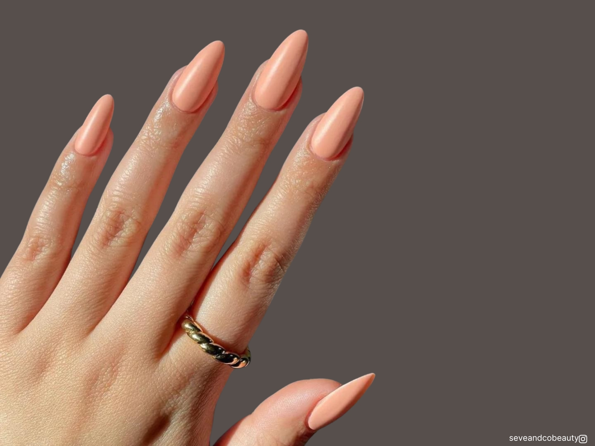 These 20 Peach Fuzz Nails Are The Pick Of The Season