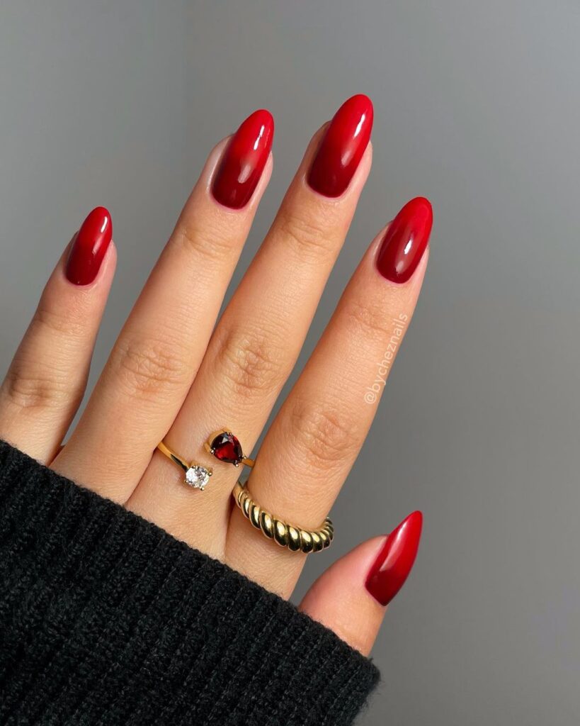almond red nails