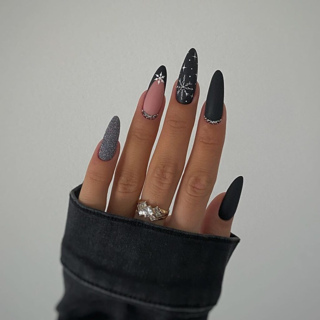 black matte nails with details
