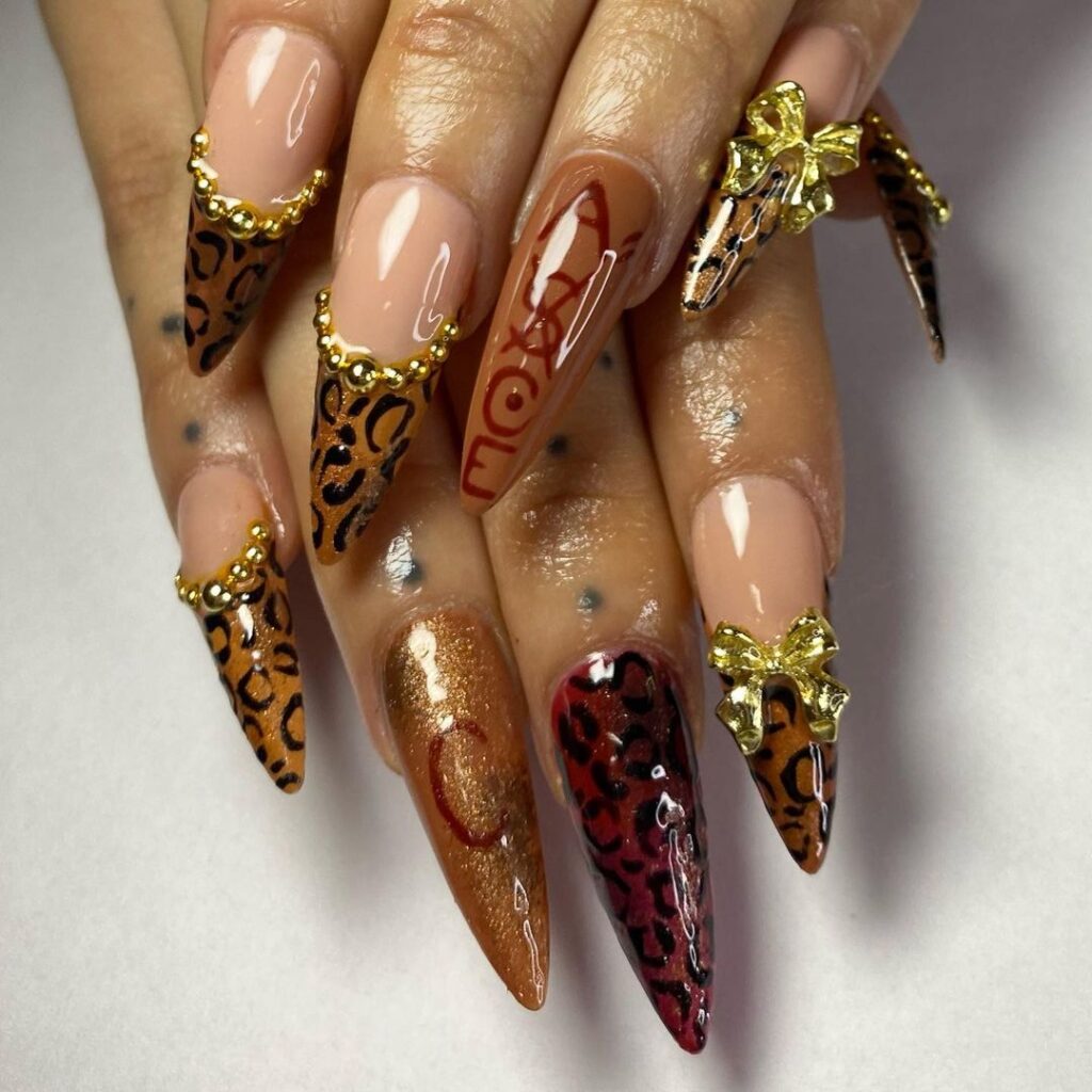 unhas de mulher mafiosa leopardo