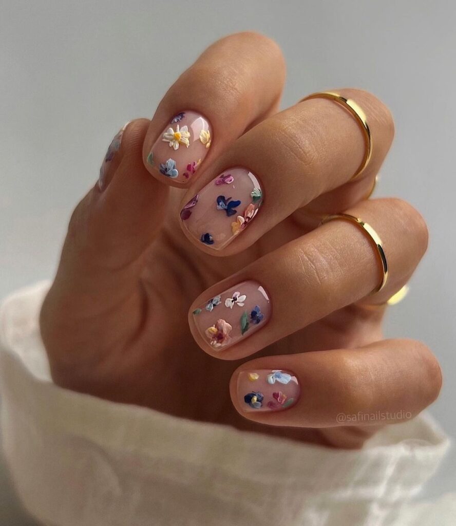 short floral nails