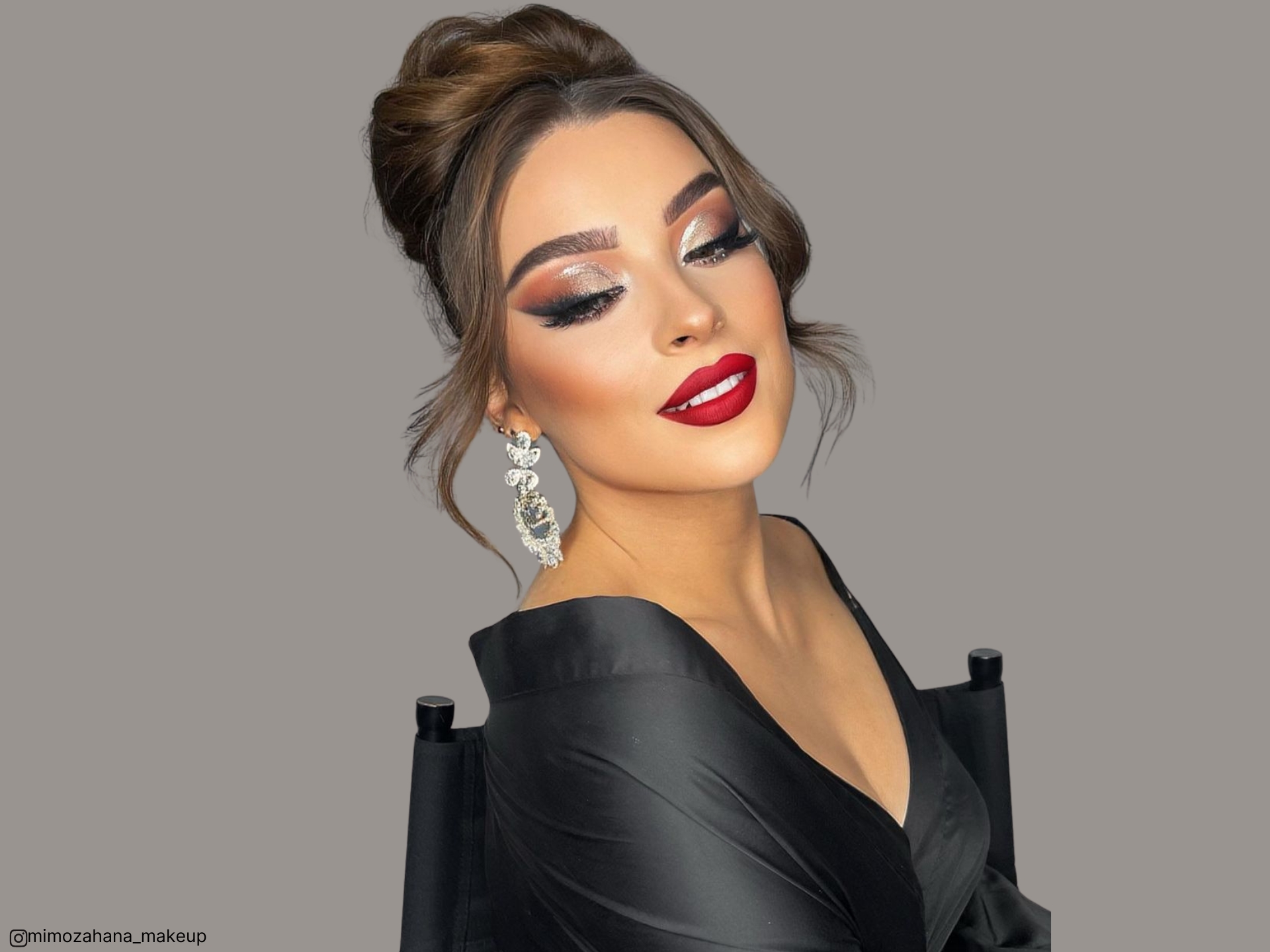 20 New Ways To Upgrade Classic Red Prom Makeup
