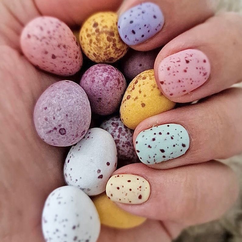 uñas huevo de pascua