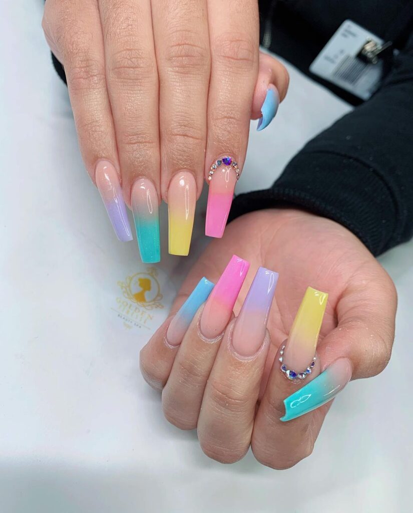 Ongles ombrés de Pâques