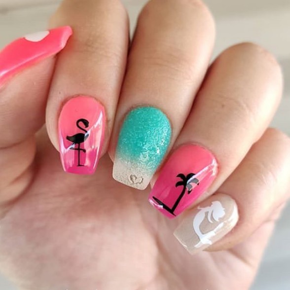 Fun Beach Nails