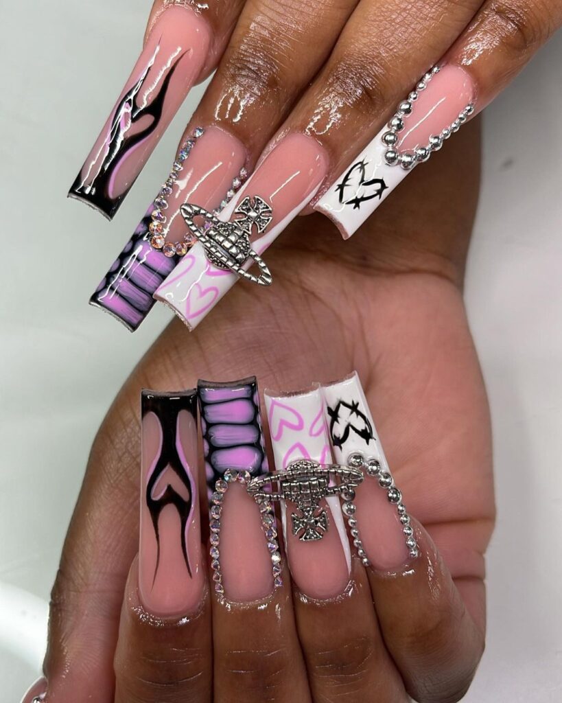 baddie acrylic nails