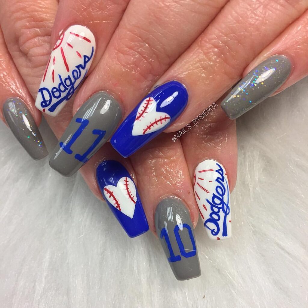 unhas dos dodgers em azul, branco e cinzento