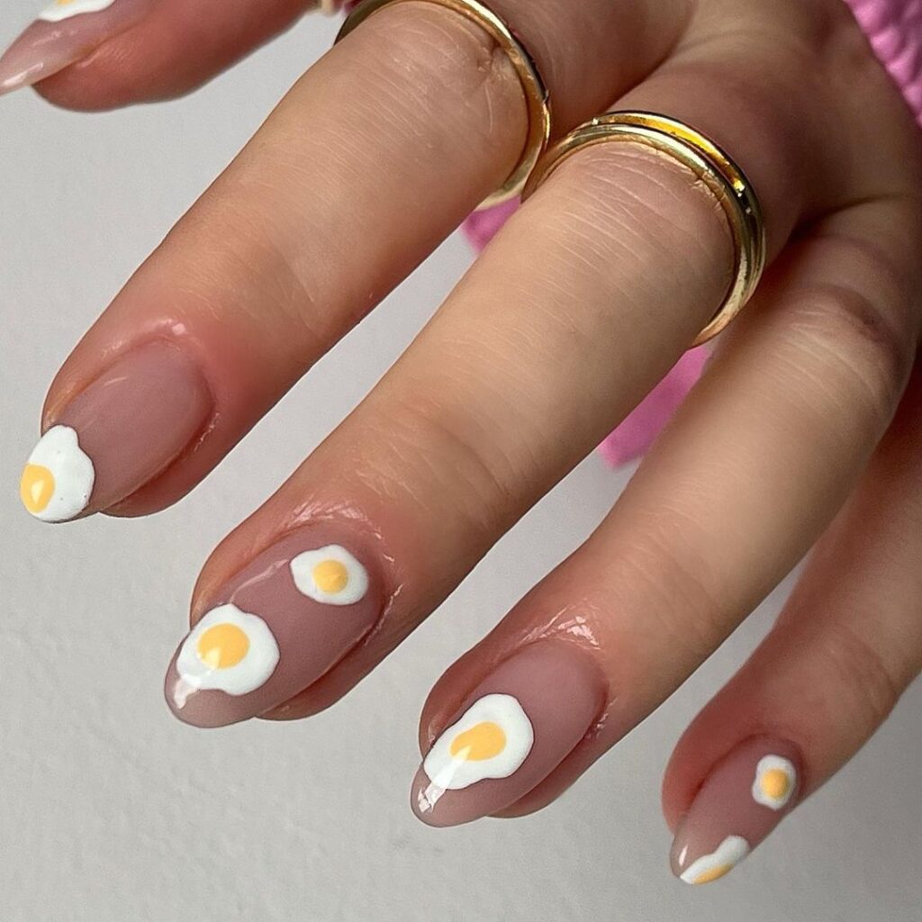 eggs easter nail inspo