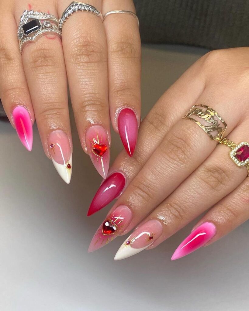 unhas cor-de-rosa com gema de coração