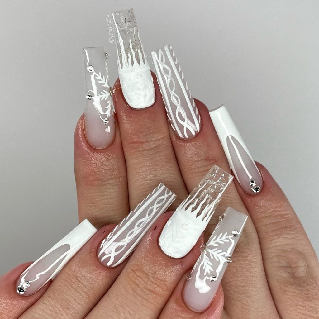 ongles acryliques blancs d'hiver