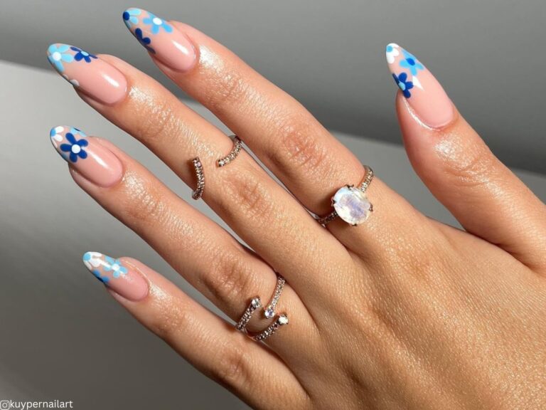 unhas de primavera acrílicas de amêndoa