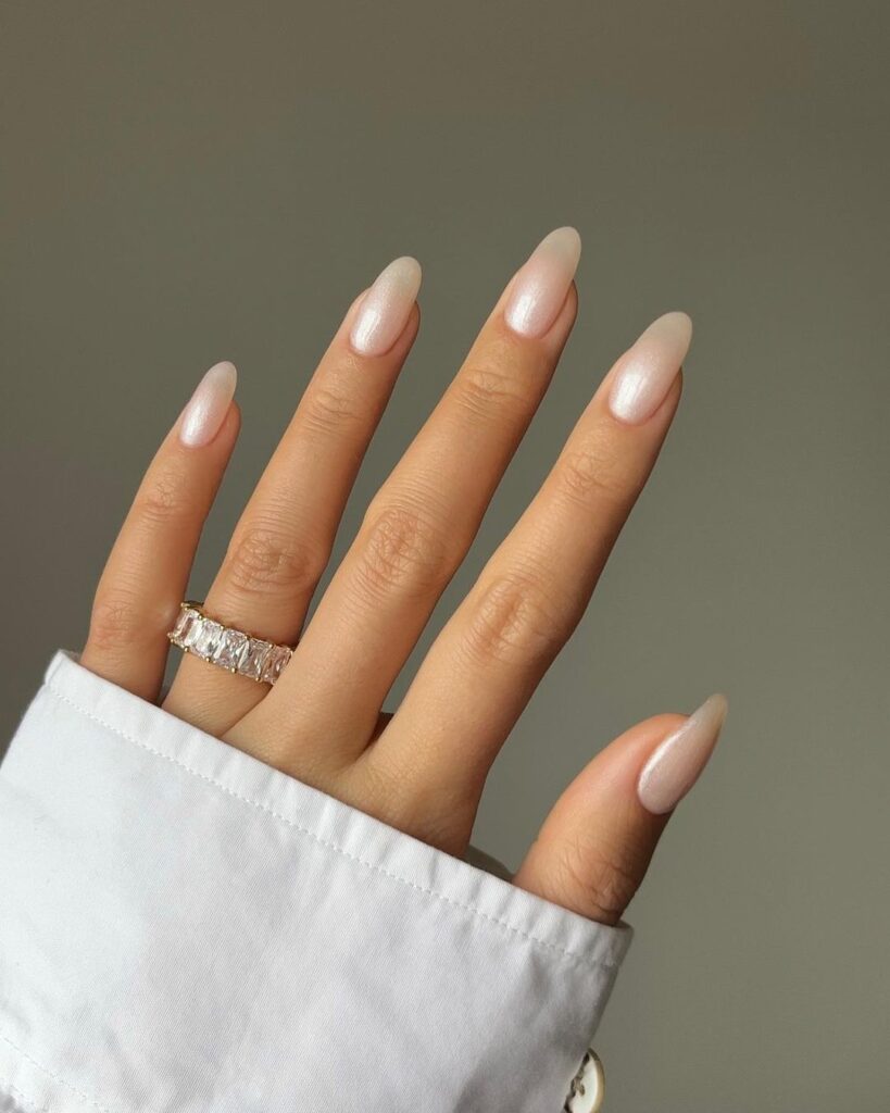 Simple Pearly Nails