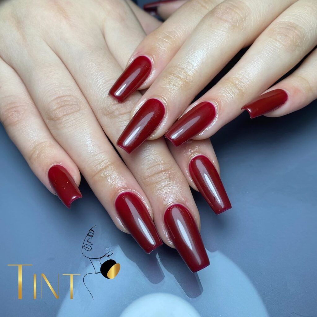 classy red nails