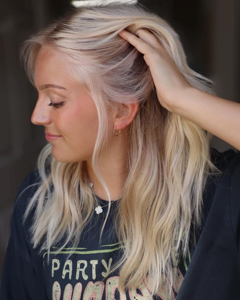 scandinavian hairline on long blonde hair 2
