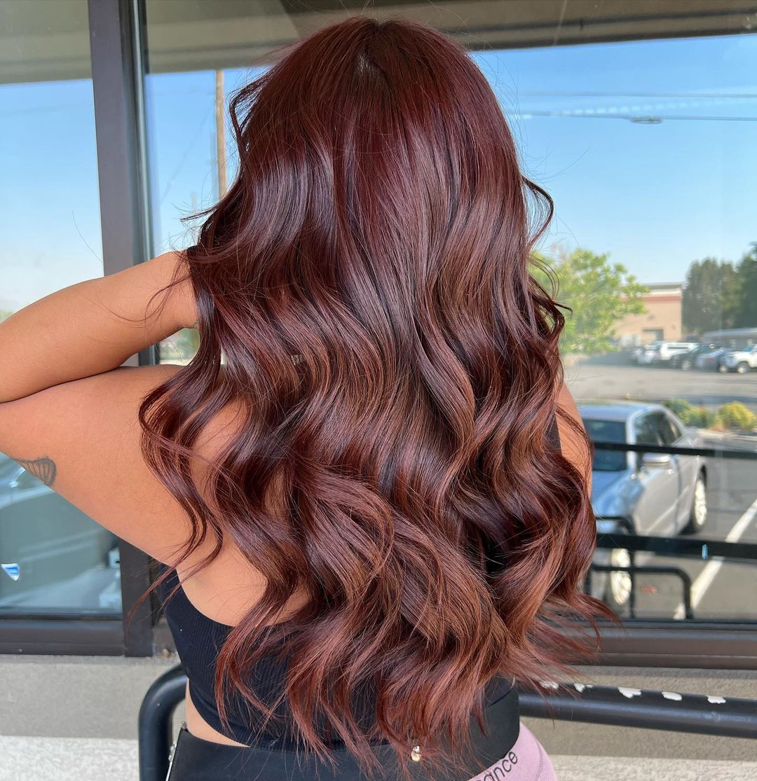 cheveux auburn chocolat framboise