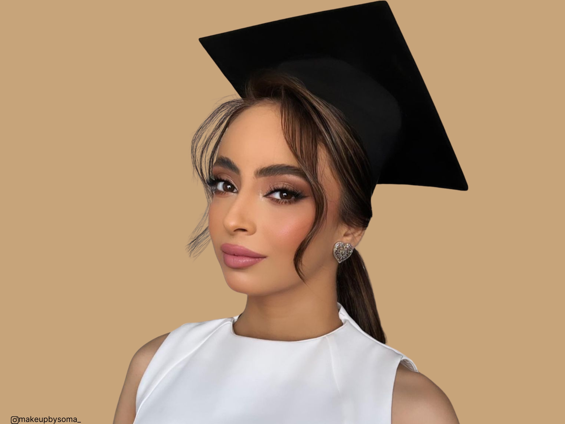 18 Stunning Graduation Makeup Ideas To Go With Your Cap And Gown Glam