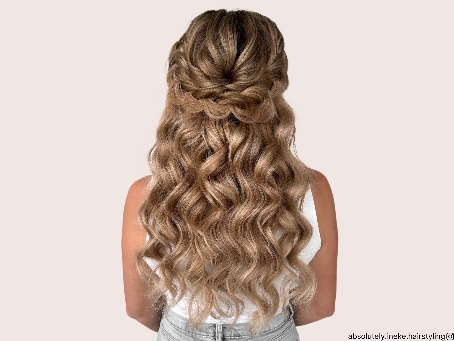 cabelo para baile de finalistas metade para cima metade para baixo