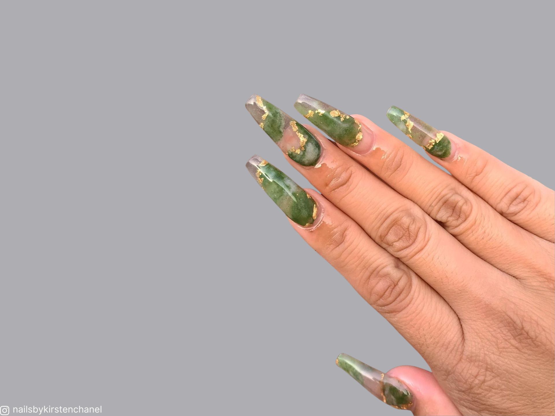 24 designs de unhas de jade que a farão sentir-se como a realeza