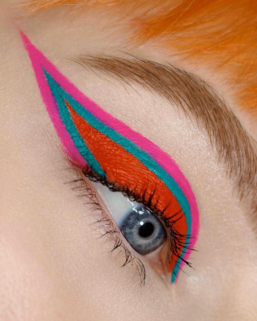 bold graphic eyeliner