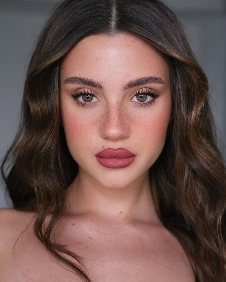 19 Angelic Makeup Look Ideas To Illuminate Your Beauty