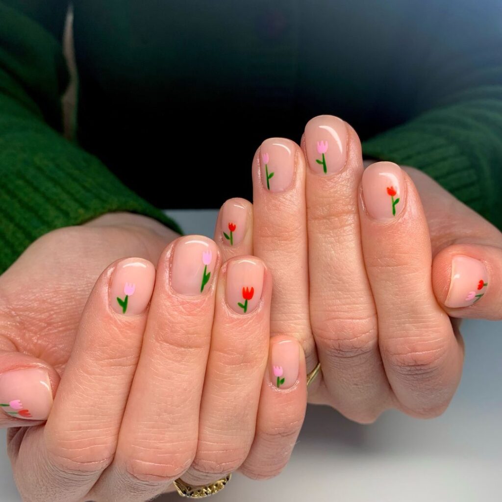 Simple Tulips Mani