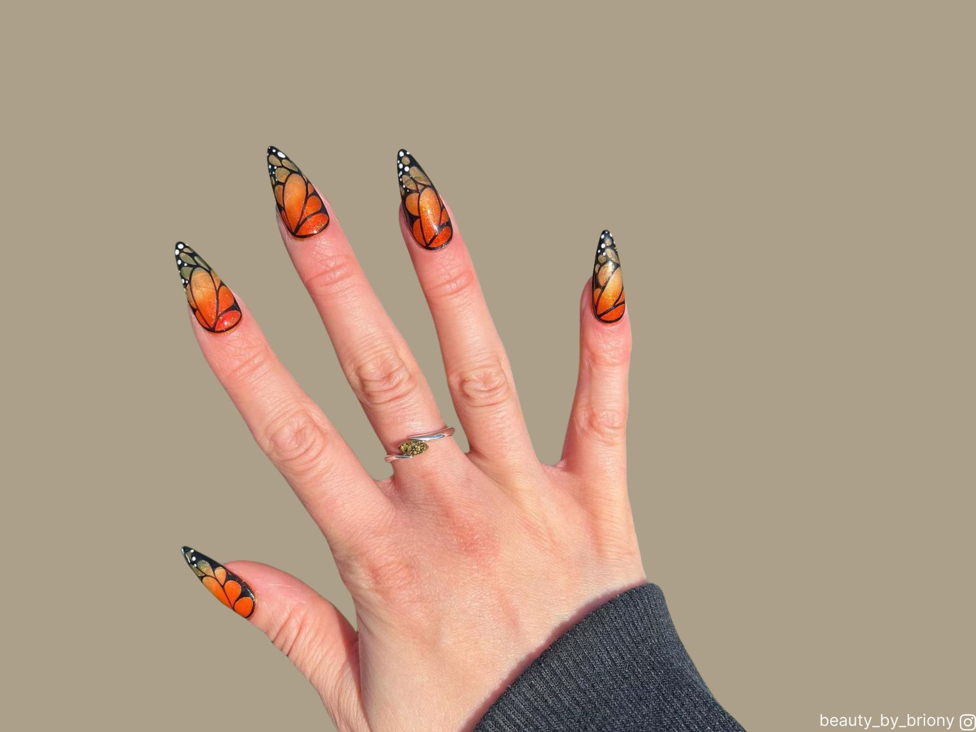 Soar High Into The Sky With These 25 Butterfly Wing Nails