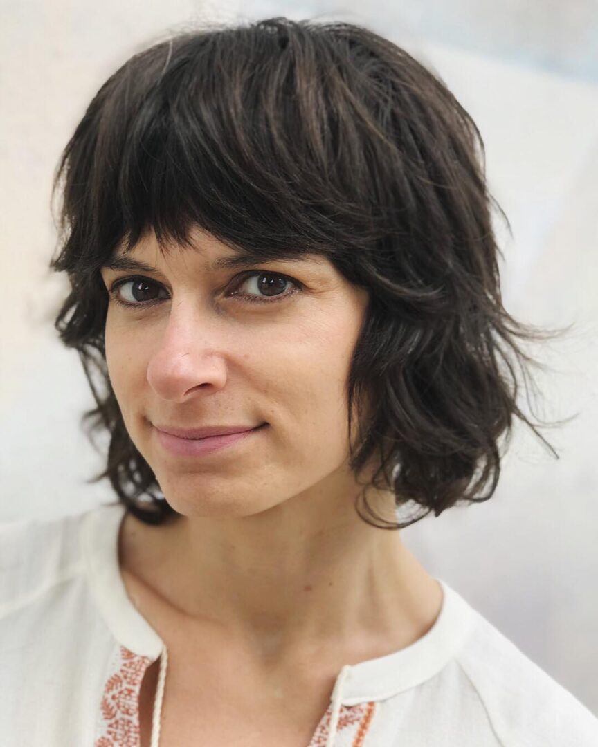 22 Shaggy Lob With Bangs For Round Faces Haircuts As One Of The Most