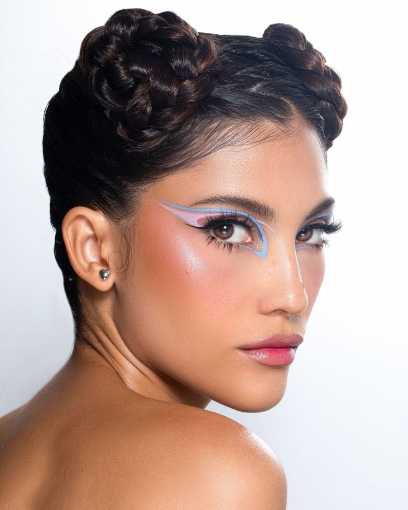 graphic pastel makeup