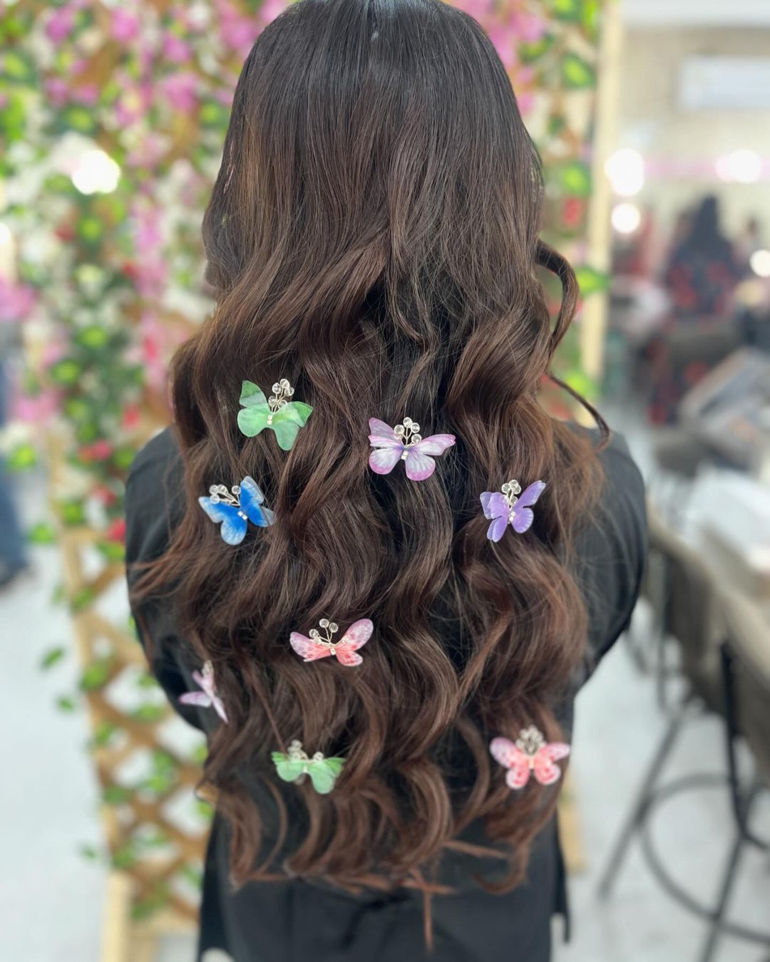 Hollywood waves wedding hair with butterflies