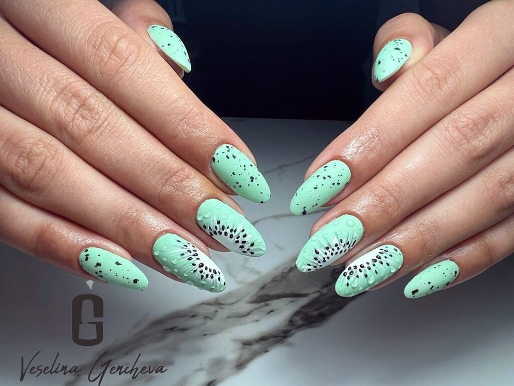 unhas verde menta marinho