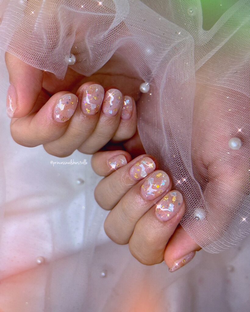 short sparkly princess nails