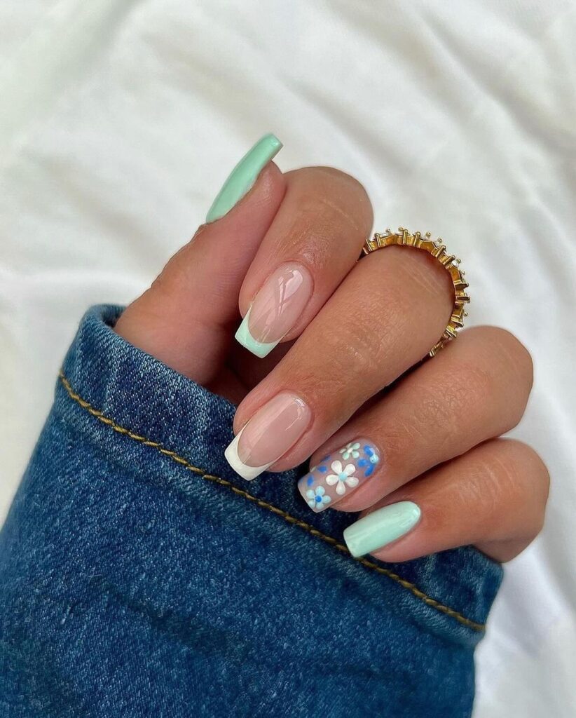 simple mint summer nails