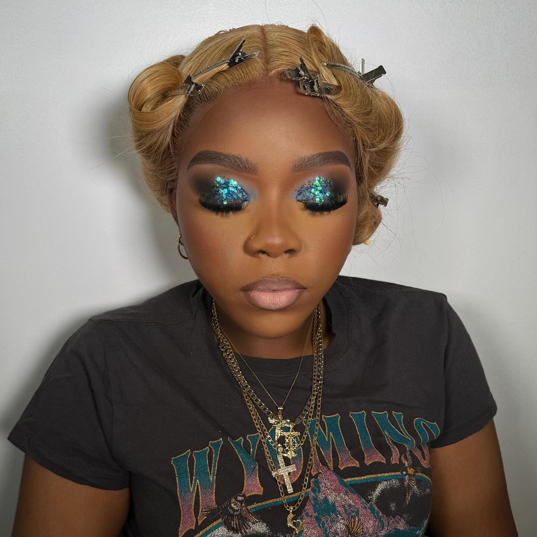 turquoise prom makeup