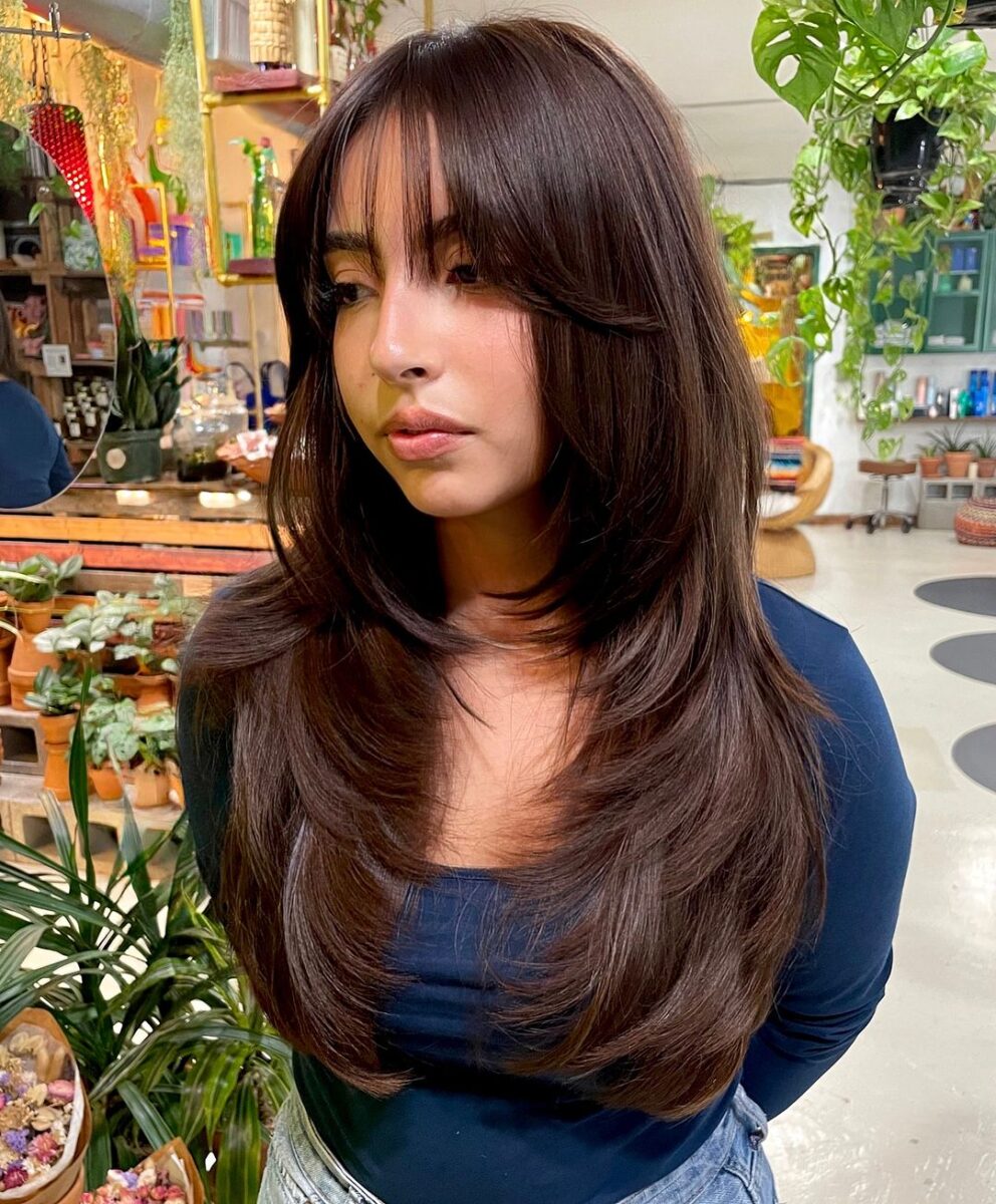 These 22 Face Framing Curtain Bangs Are The Answer To Making A Fringe Work