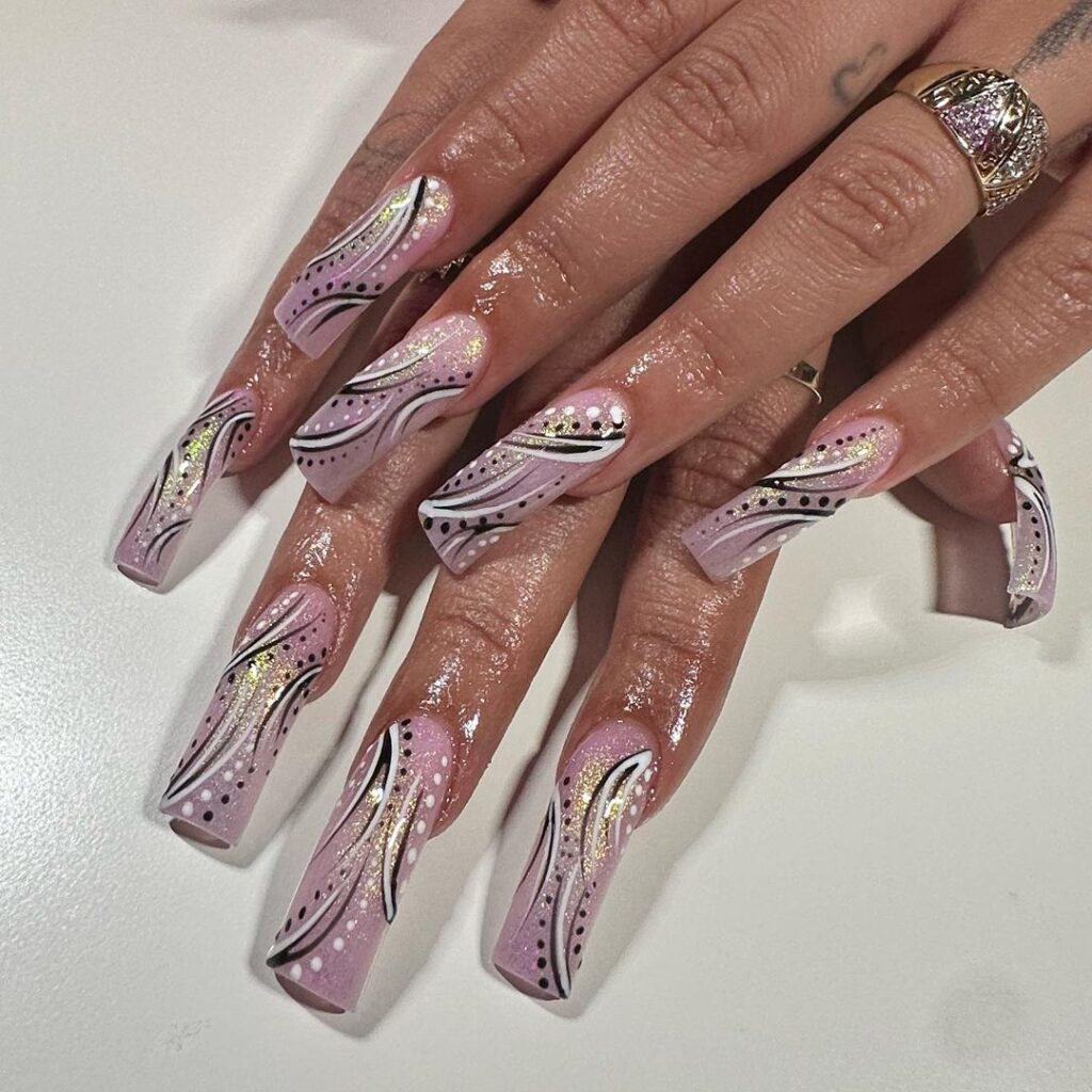 90s nail art on curved tips