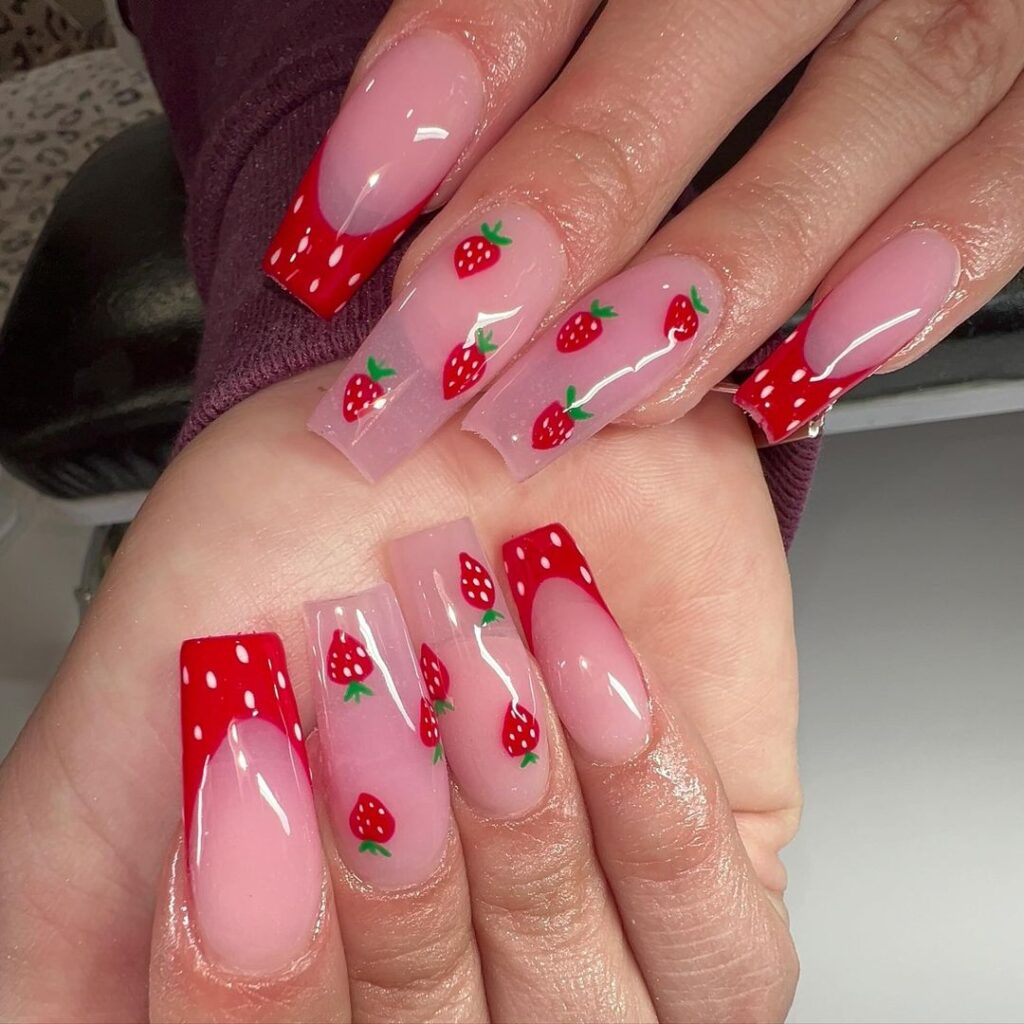 XL Cute Strawberry Nails Set