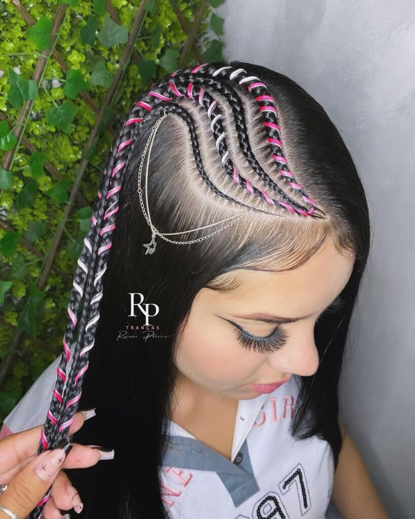 coiffure d'été mignonne avec des perles pour les cheveux