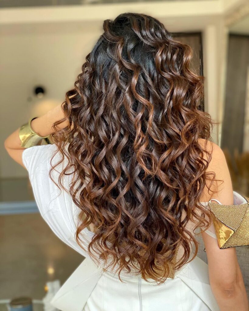 messy curls for pool day