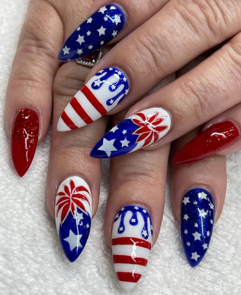 ongles stiletto du 4 juillet