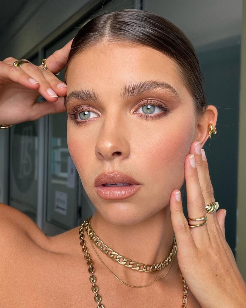 sultry sunkissed makeup