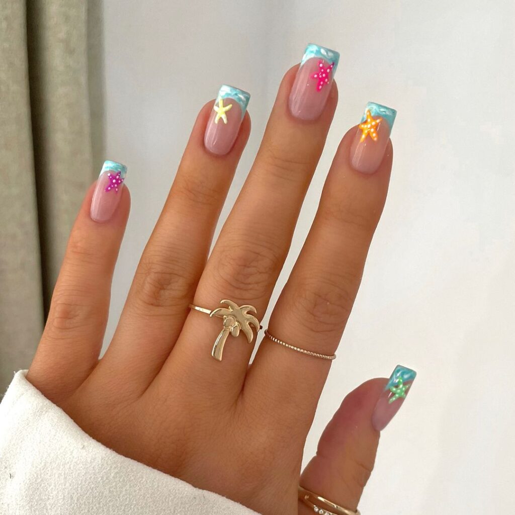 beach short summer nails