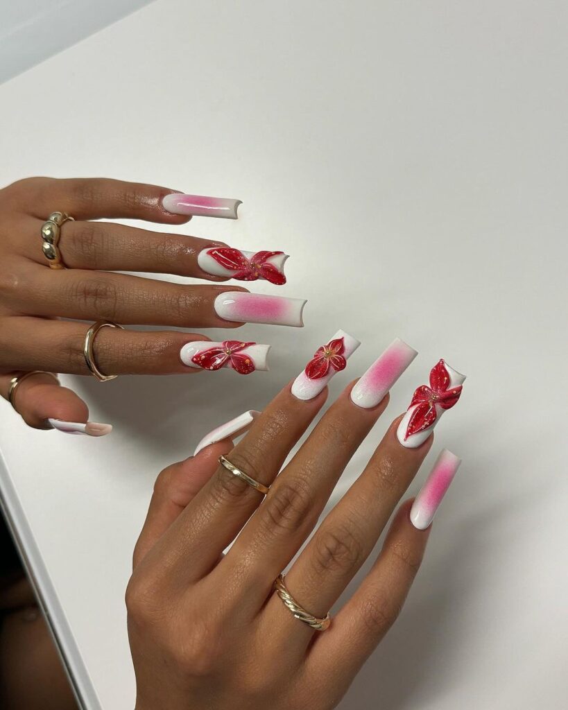 ongles d'été 3d blanc laiteux et rose