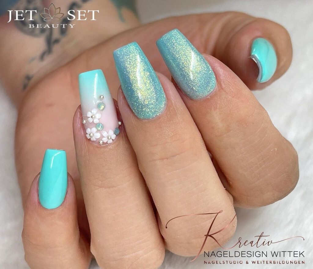 mint blue summer nails