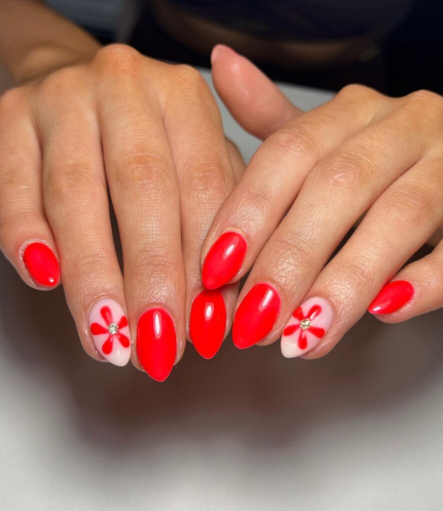 unhas de agosto vermelho