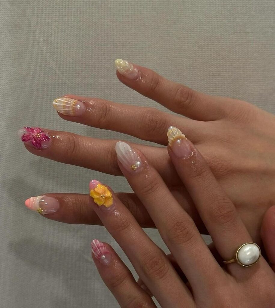 seashell short summer nails