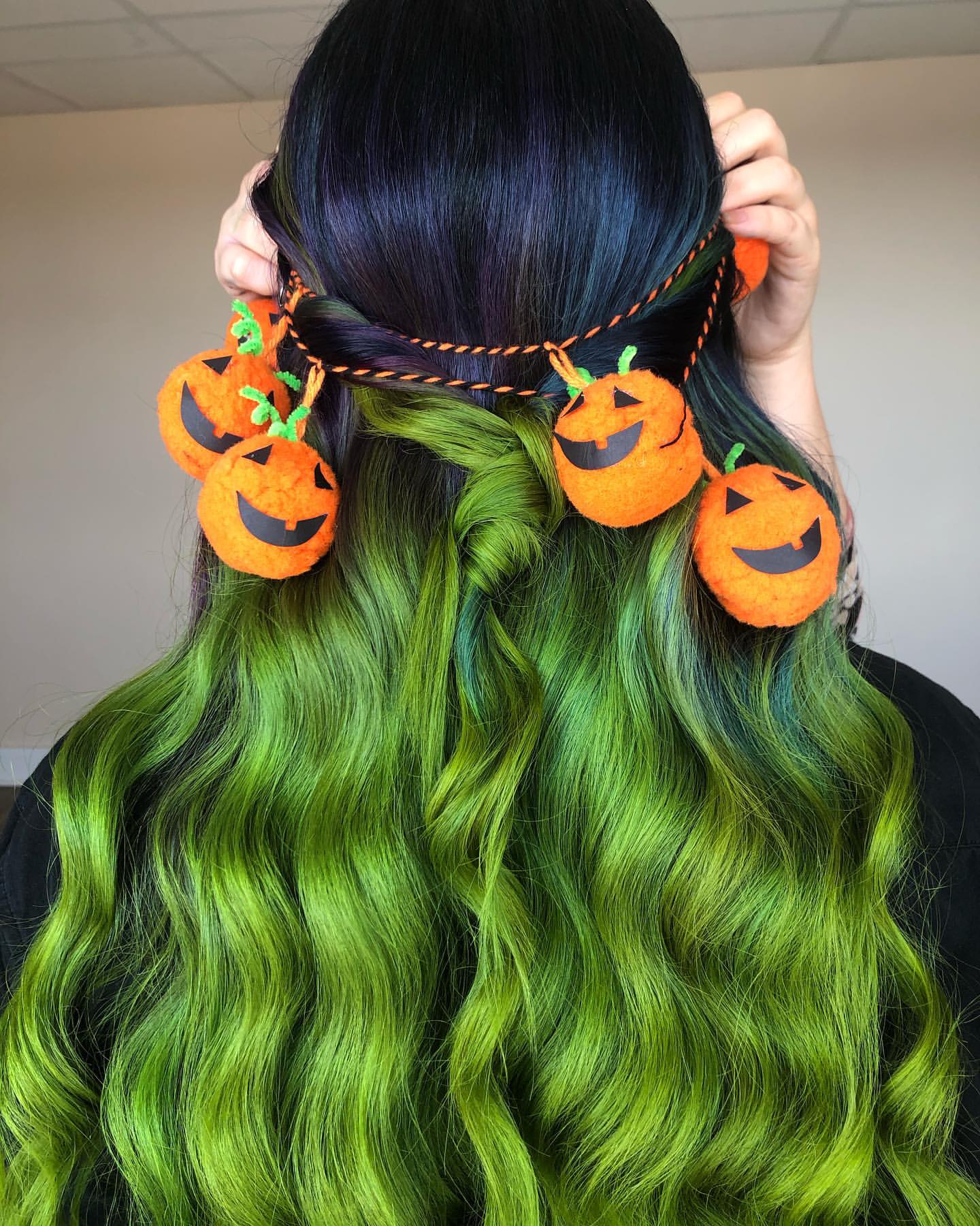 green dip dye