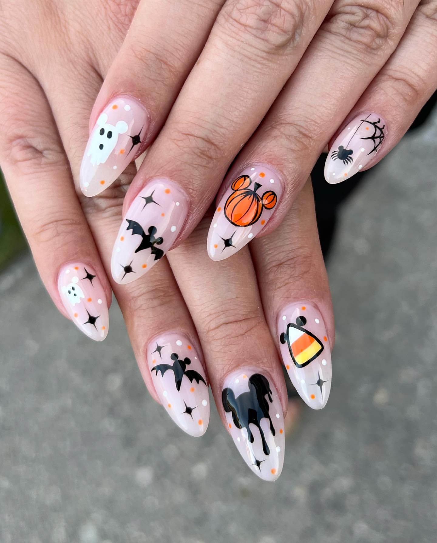 cute halloween nails