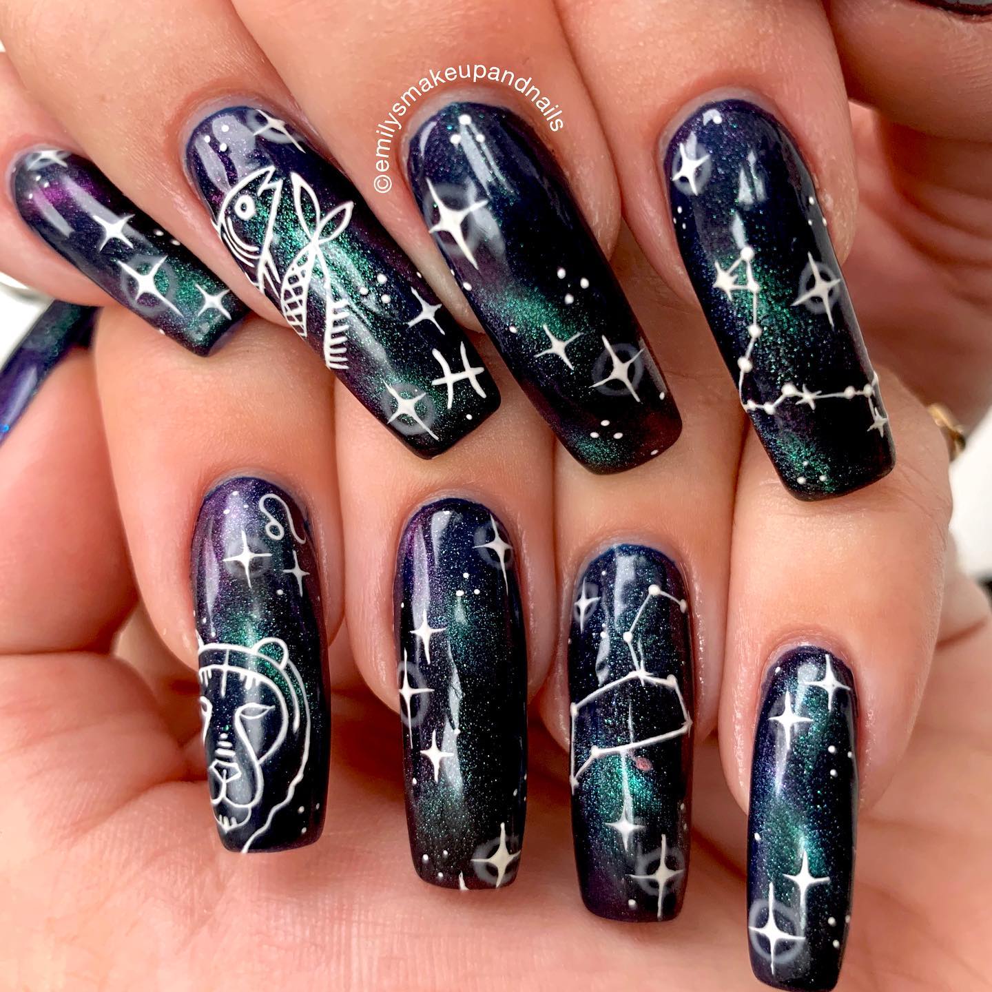 galaxy leo nails