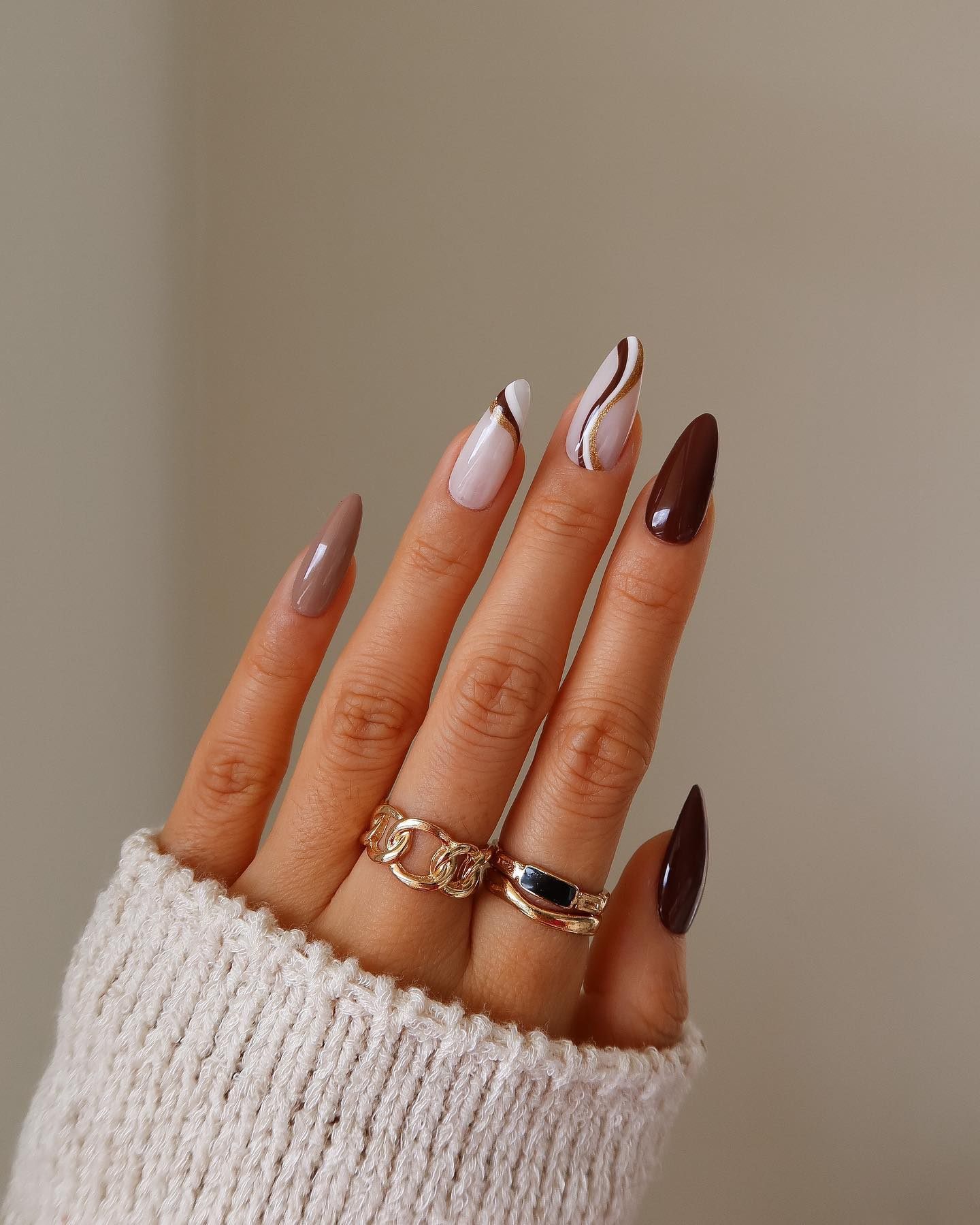 glossy brown mani